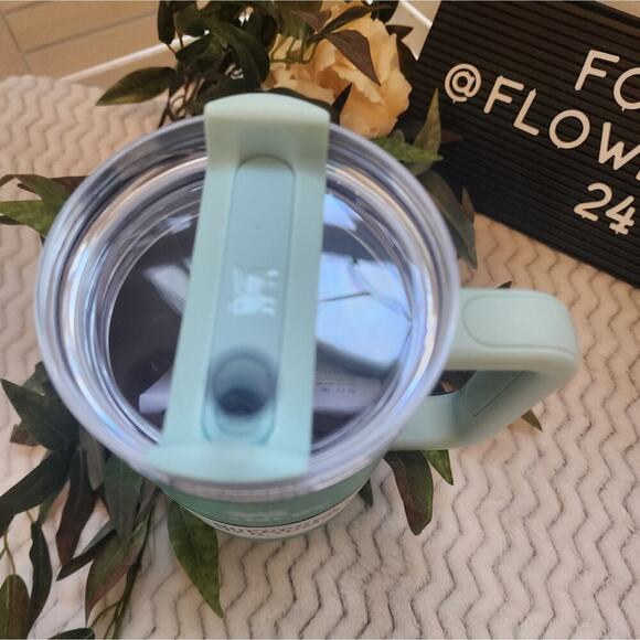 STANLEY QUENCHER H2.0 TUMBLER GREEN BRAND NEW - Picture 2 of 6